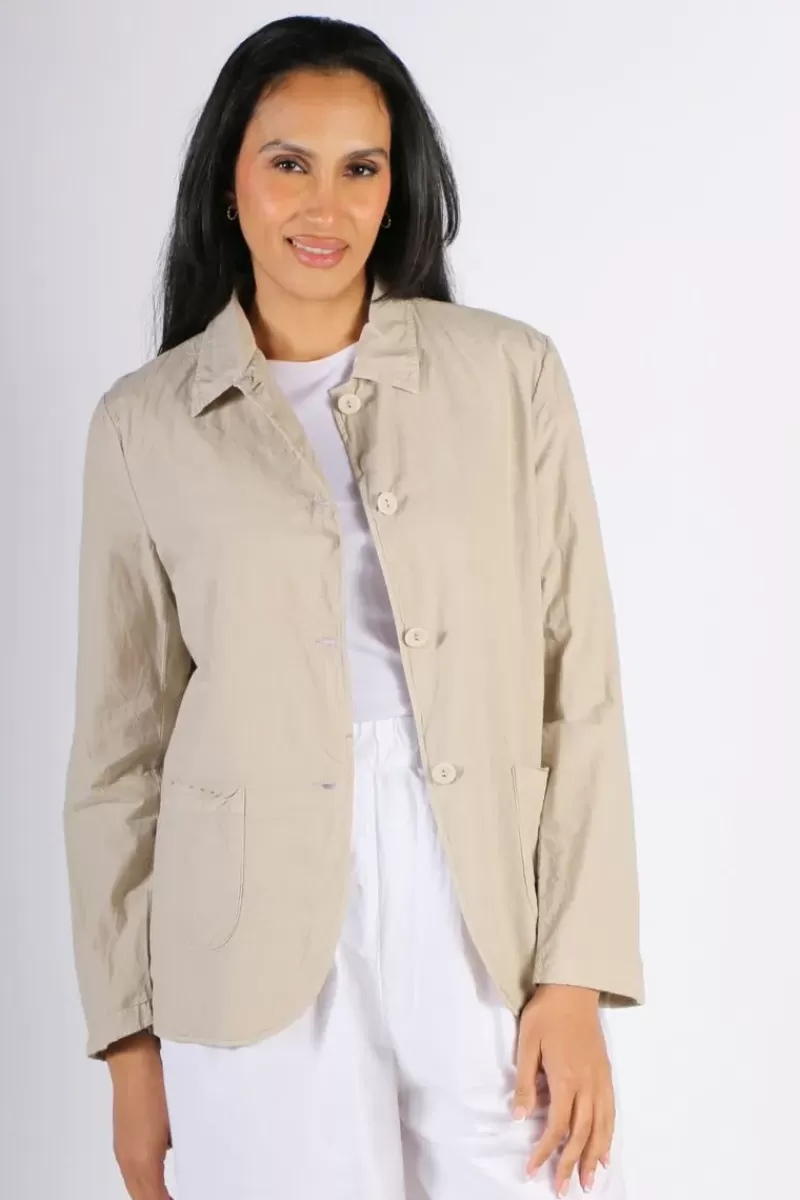 AMICI Cotton Up Wind Jacket In Sand