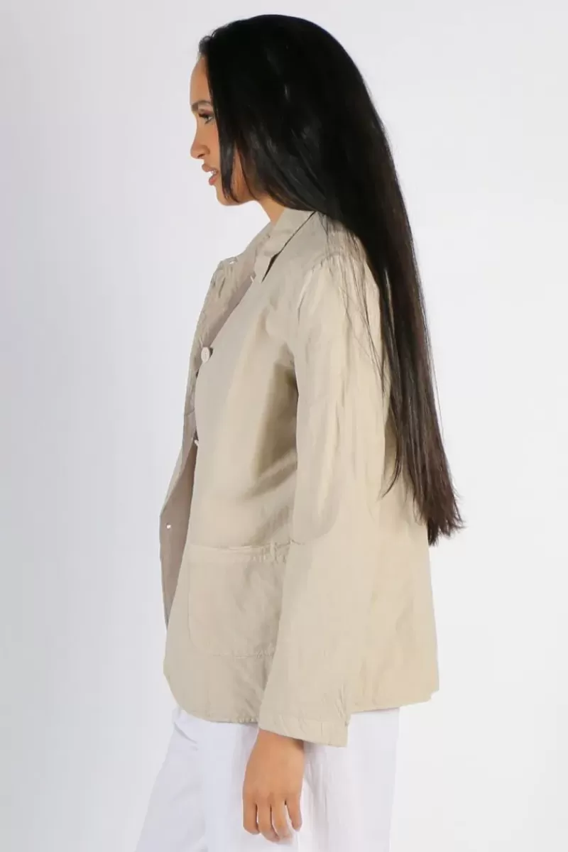 AMICI Cotton Up Wind Jacket In Sand