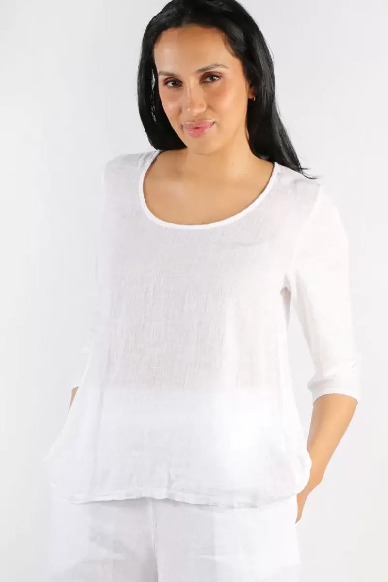 BLUEBERRY Round Neck Top In White