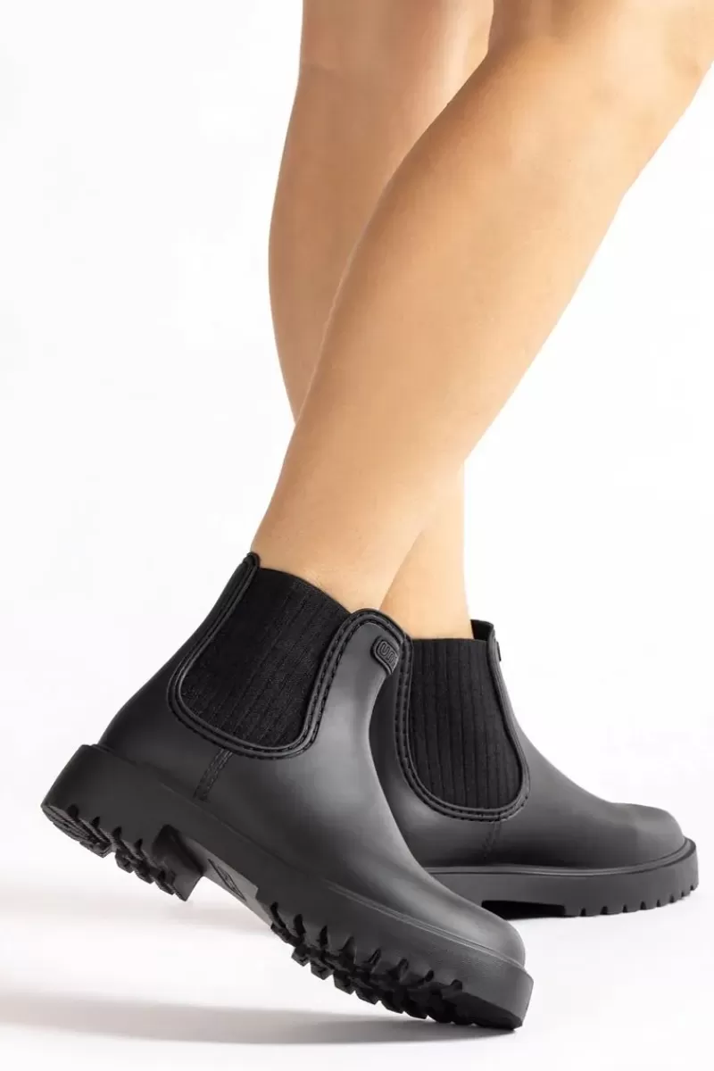 UNISA Feliz Gumboot By In Black