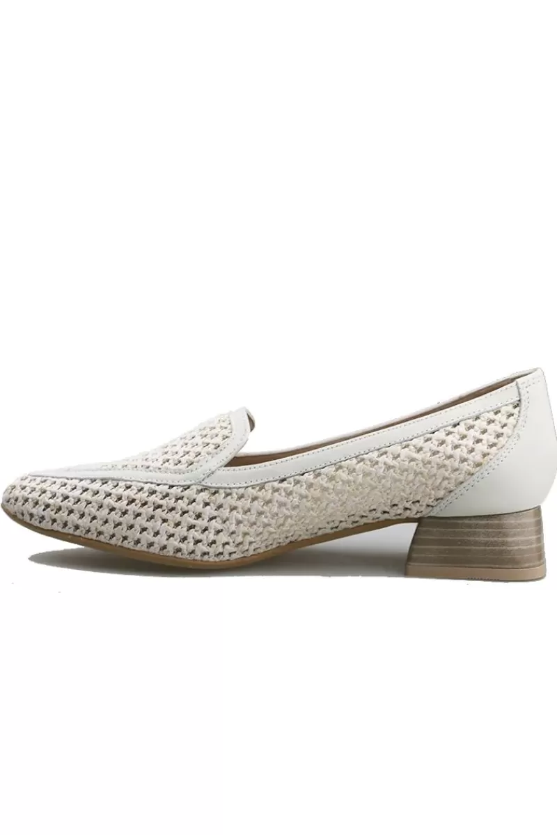 HISPANITAS Mocsian Adel Flat In Cream