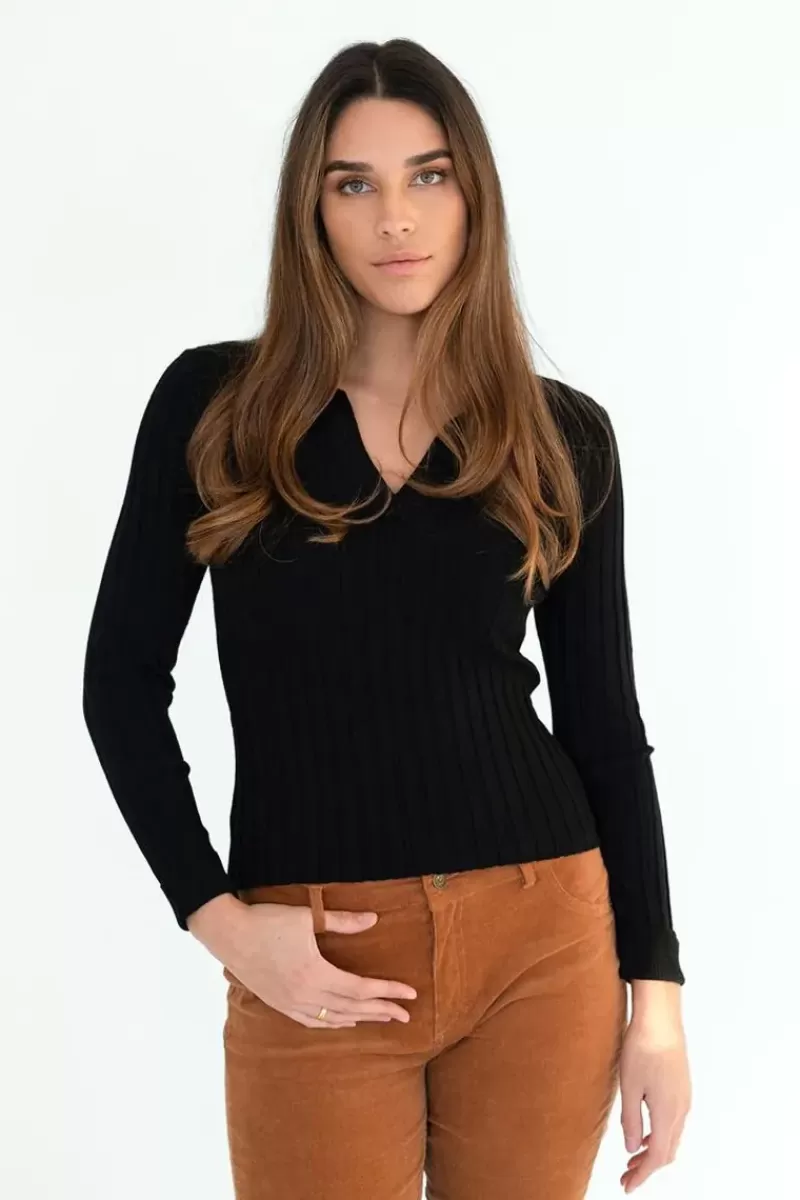 HUMIDITY LIFESTYLE Humidity Elise Top In Black