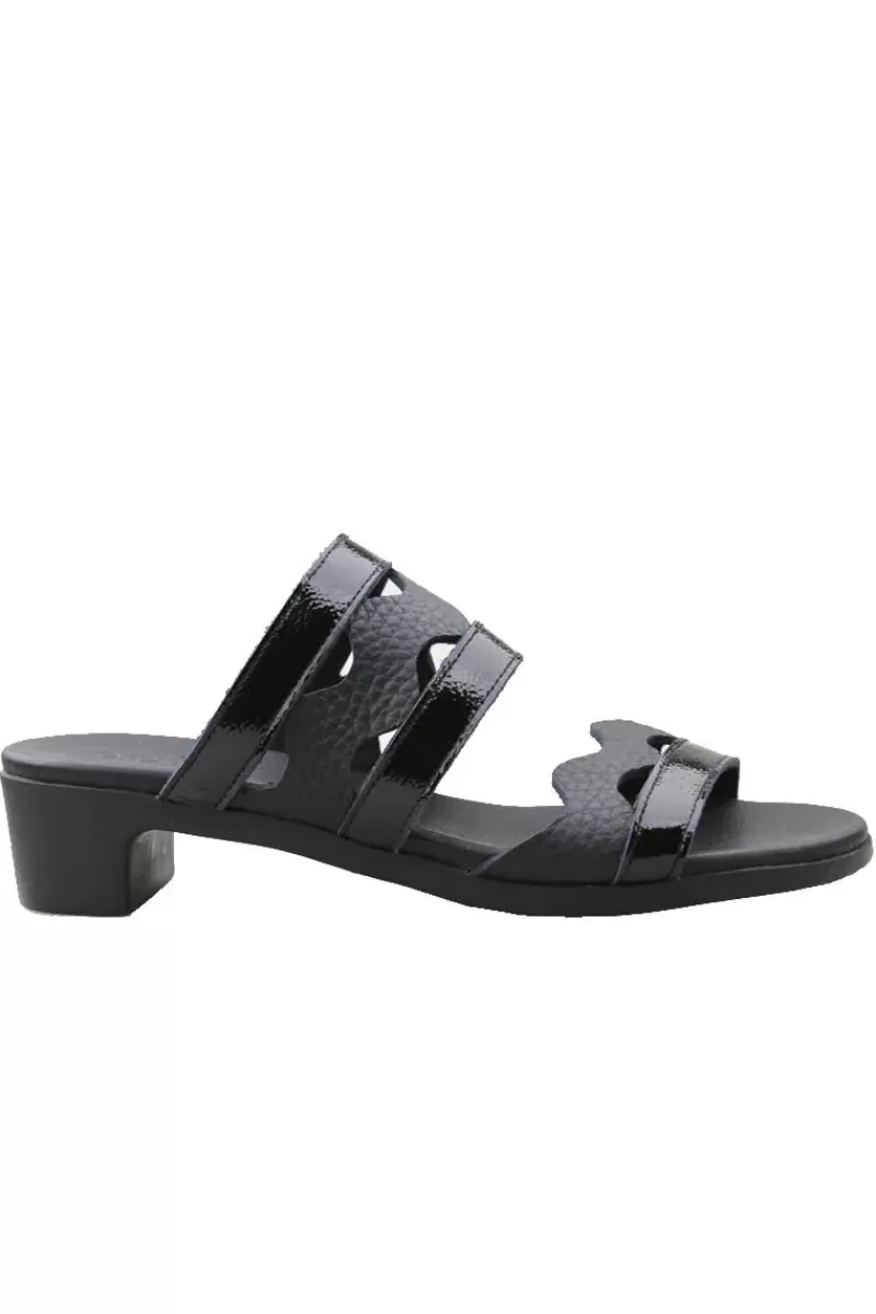 ARCHE Kisawa Slide By In Black