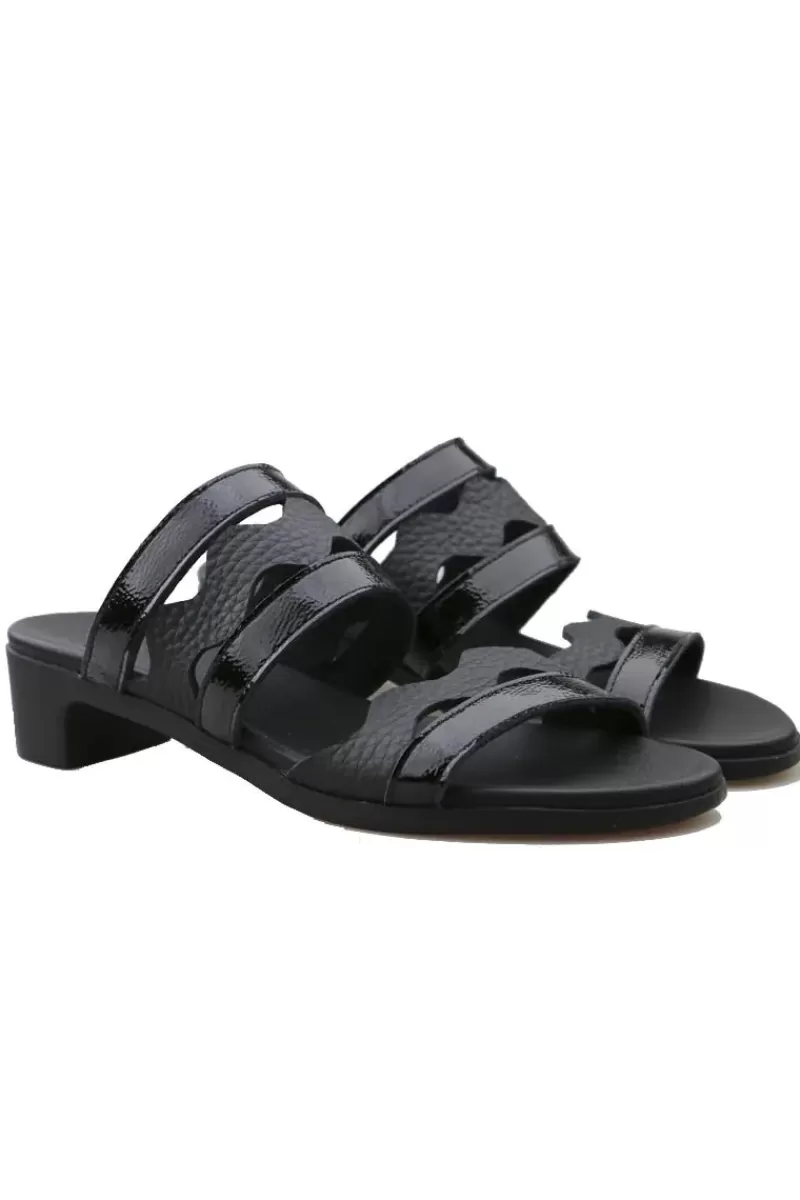 ARCHE Kisawa Slide By In Black