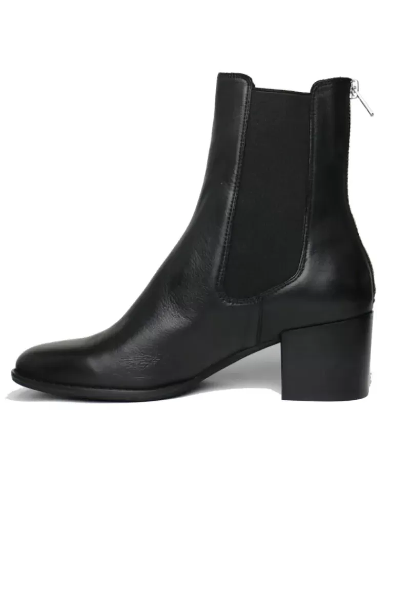 DJANGO & JULIETTE Mycah Boot By In Black