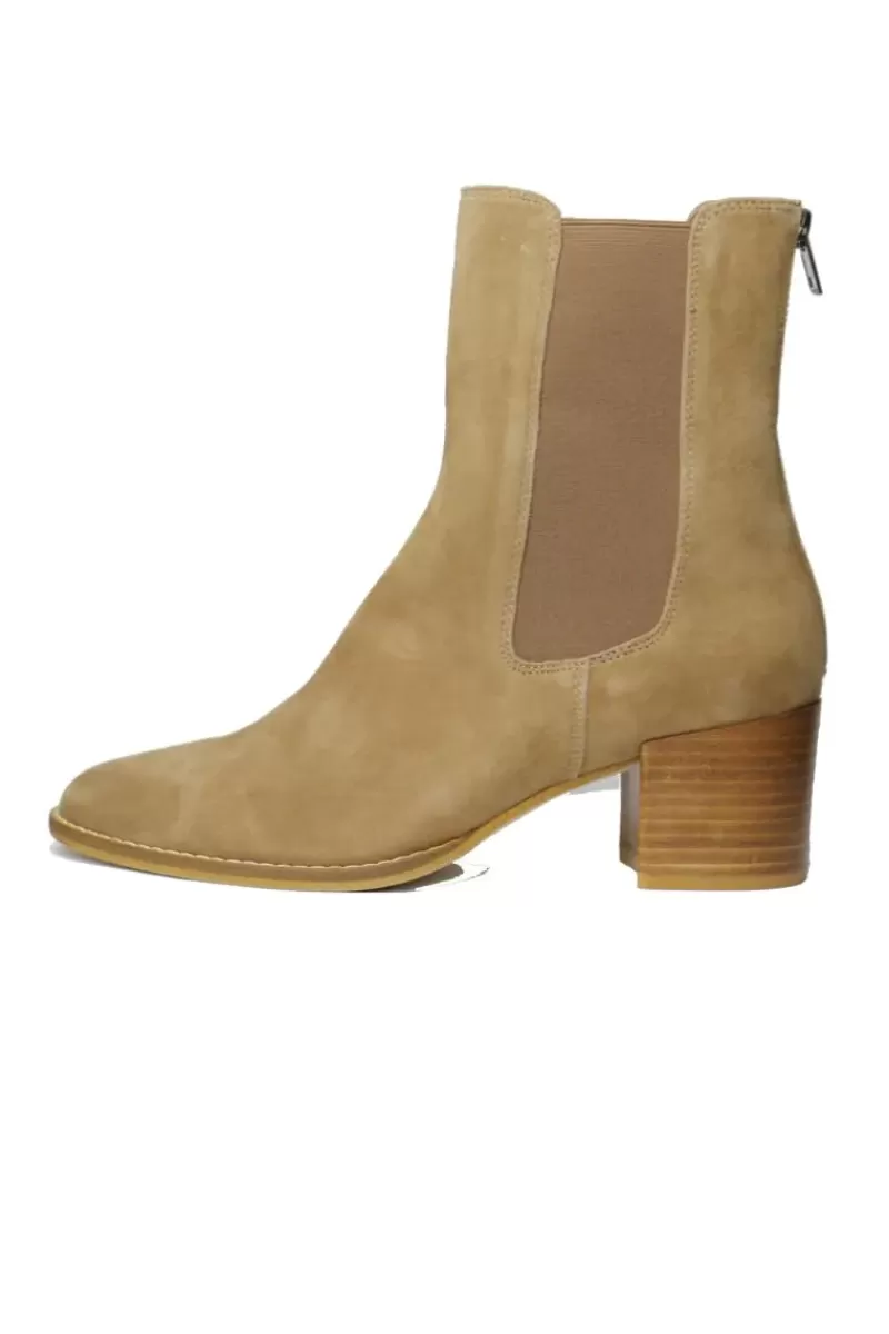 DJANGO & JULIETTE Mycah Boot By In Taupe