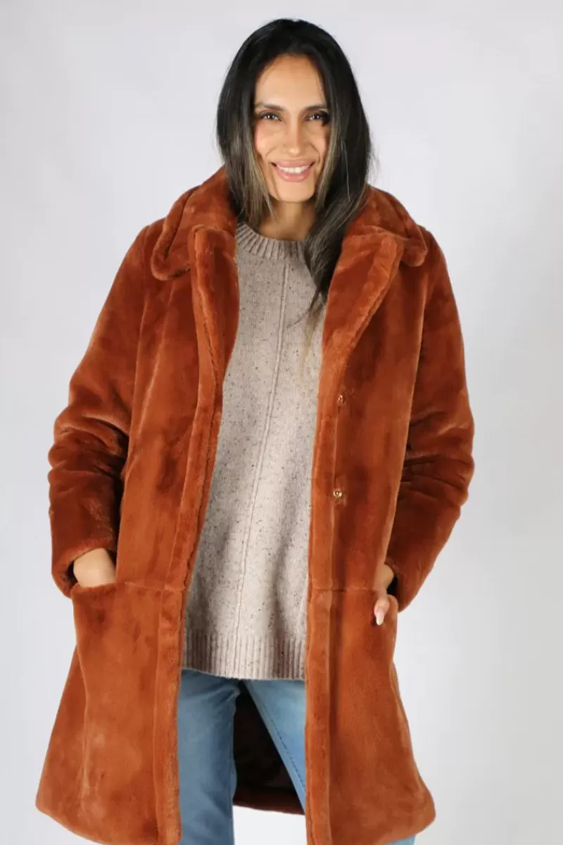 PAZ TORRAS Classic Faux Fur Coat In Tan