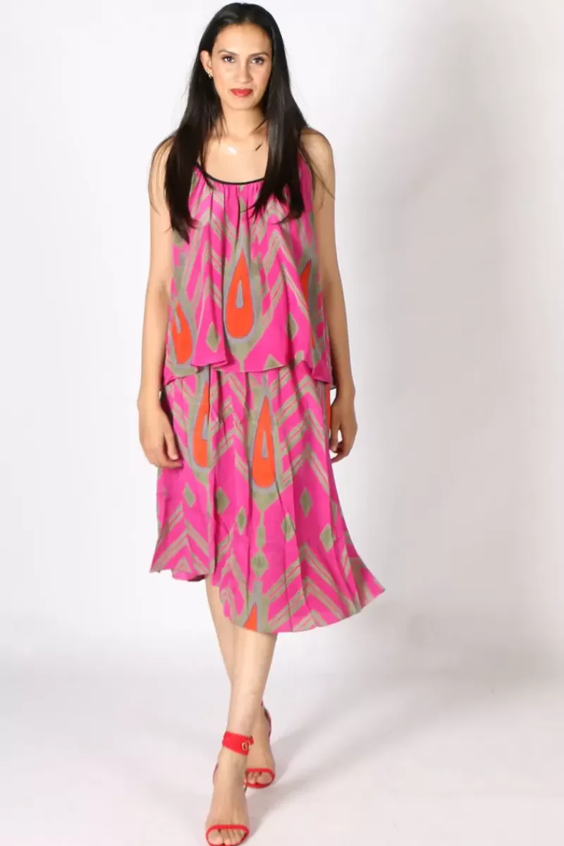 ANUPAMAA Teardrop Skirt By In Fuchsia