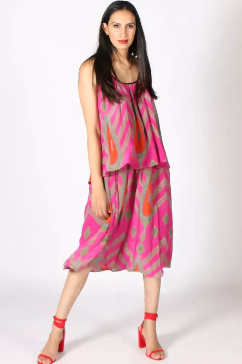 ANUPAMAA Teardrop Skirt By In Fuchsia