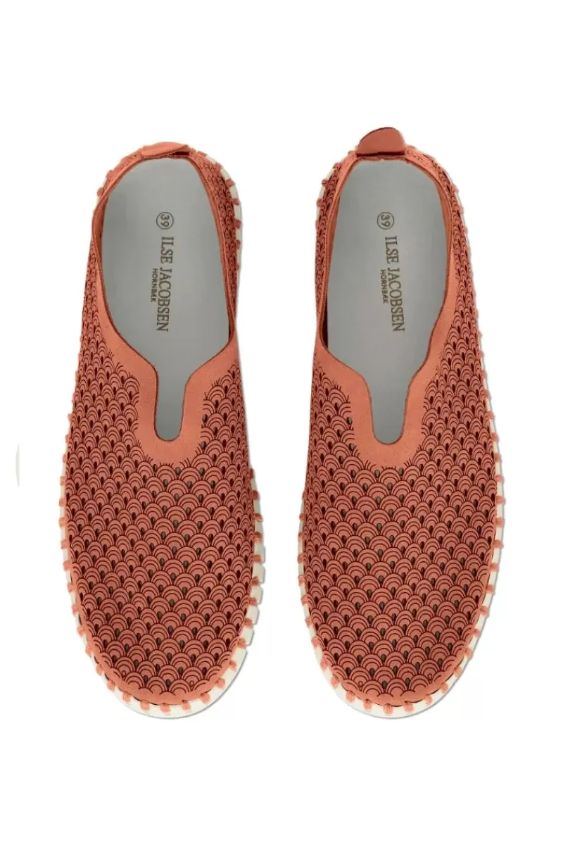 ILSE JACOBSEN Tulip Flat By In Brick