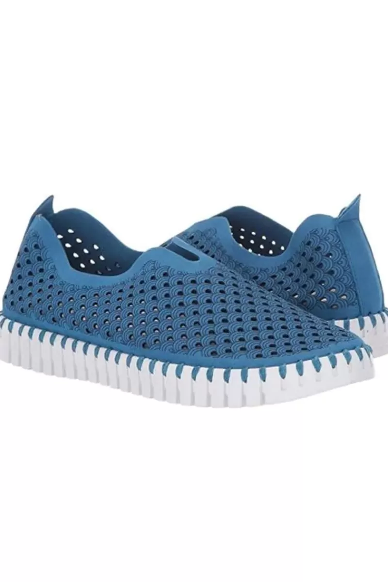 ILSE JACOBSEN Tulip Flat By In Direct Blue