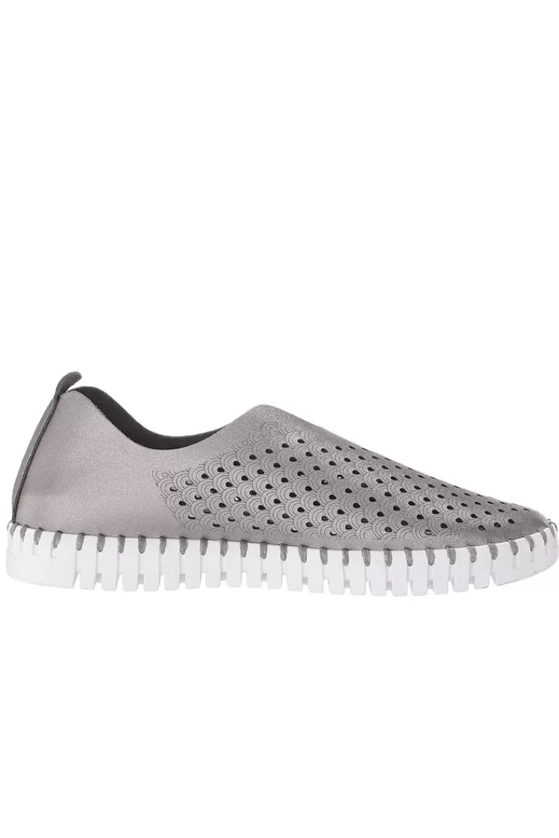 ILSE JACOBSEN Tulip Flat By In Metallic Gunmetal