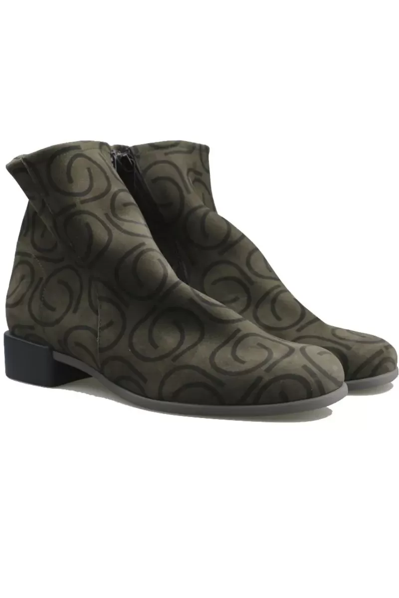 ARCHE Twibby Boot By In Castor