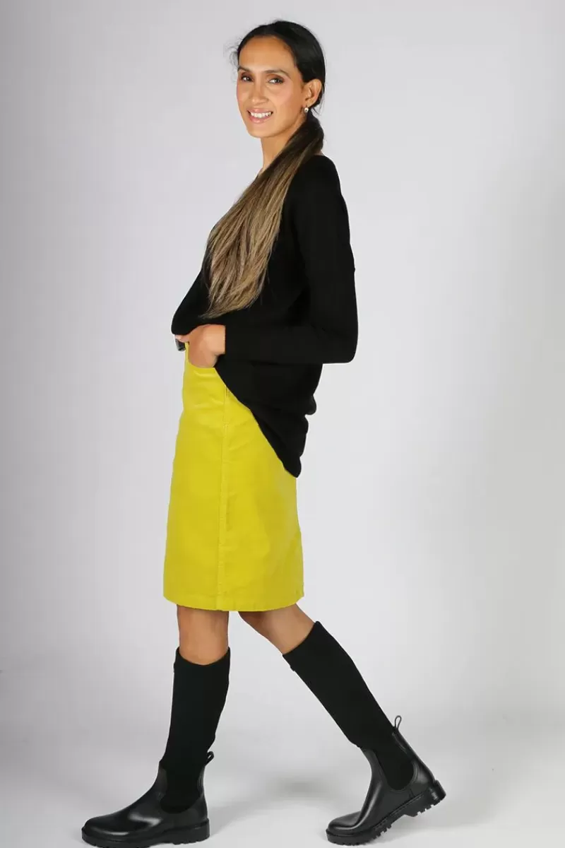 VASSALLI Corduroy Skirt In Lime