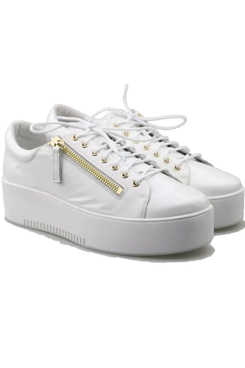 DJANGO & JULIETTE Wolfie Sneaker By In White / Gold