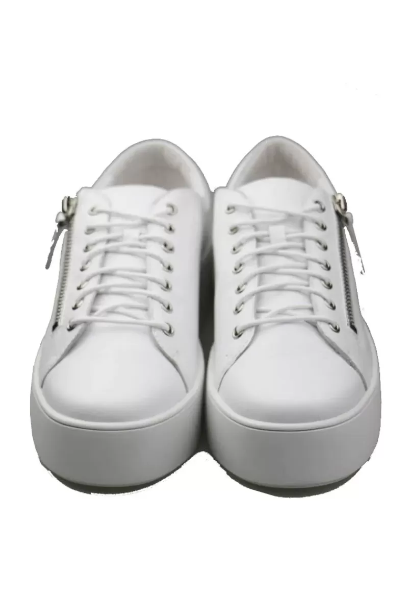 DJANGO & JULIETTE Wolfie Sneaker By In White / Silver